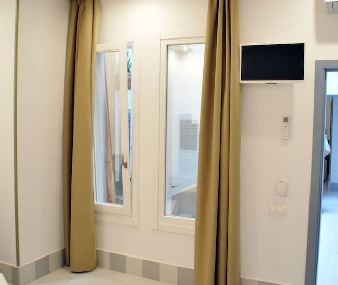 Номер Стандарт, Hostal Gravina