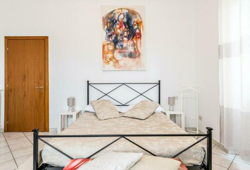 １ベッドルームアパートメント, Lia Apartment