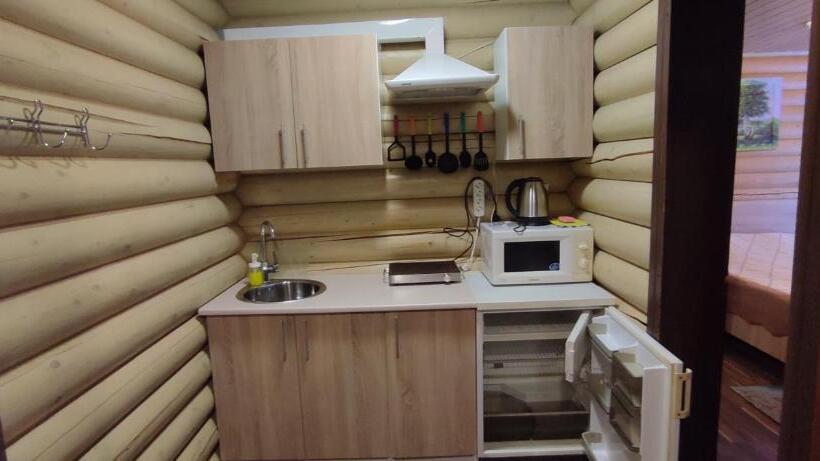 Семейные Апартаменты, Mini Hotel Zakrut
