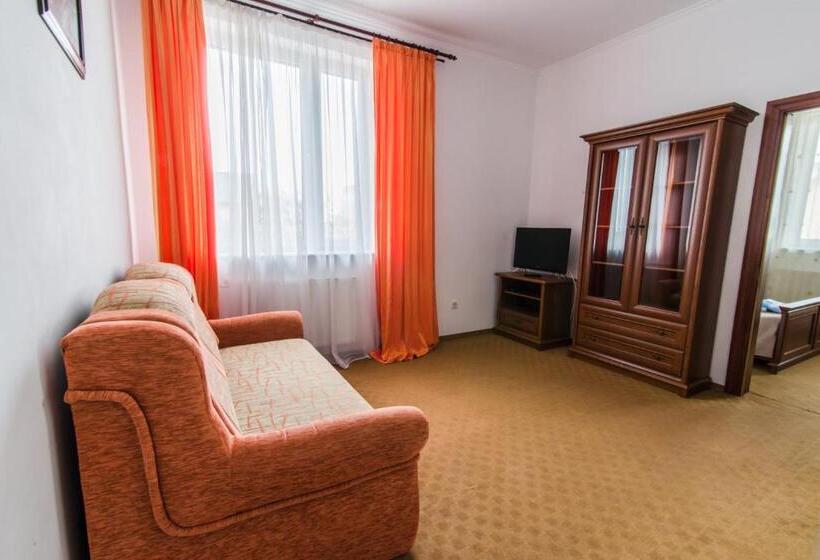 Апартаменты 1 Спальня с Балконом, Villa Kameliya
