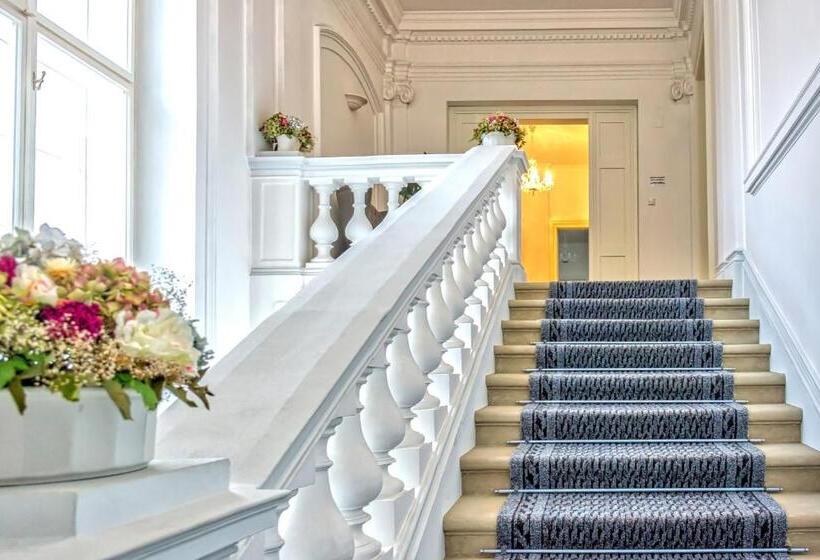 اتاق خانوادگی, Penzion Apartmány Hradební