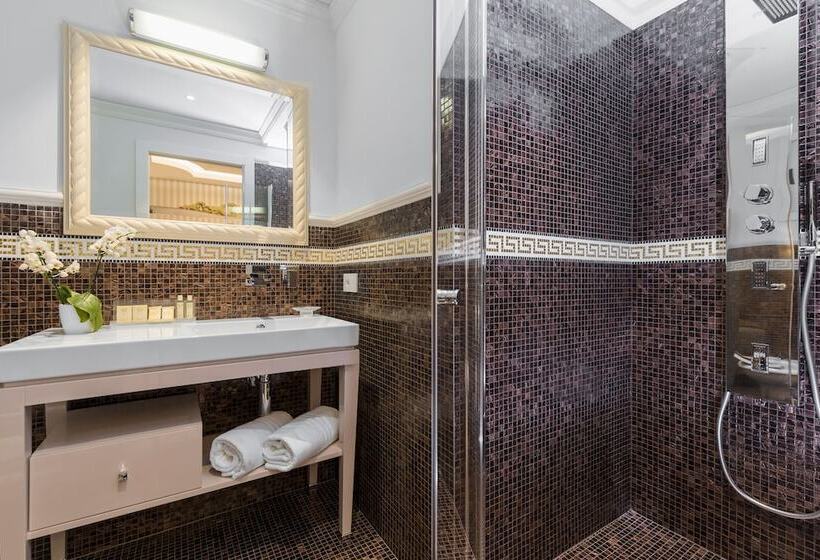 Номер Executive, Grand Hotel Gallia