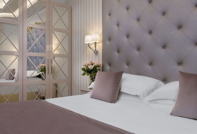 Трехместный Президентский, Grand Hotel Gallia