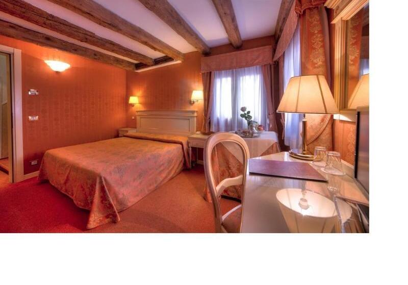 اتاق استاندارد, Lanterna Di Marco Polo
