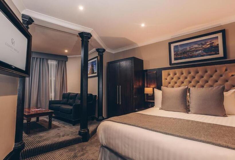 Семейный Полулюкс, County Hotel & County Aparthotel Newcastle