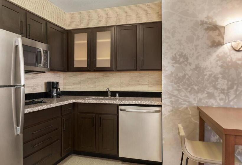 带大床的标准工作室, Residence Inn Phoenix Chandler/fashion Center