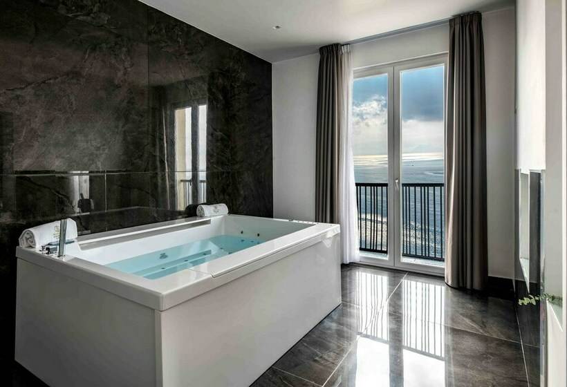 Студия Стандарт Вид на Море, Grand Hotel Serapide
