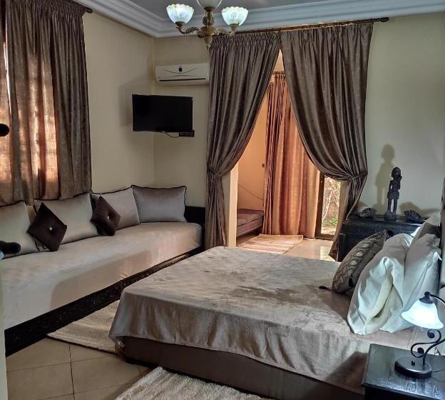 Family Suite, Equi Palace & Spa Near Aeroport