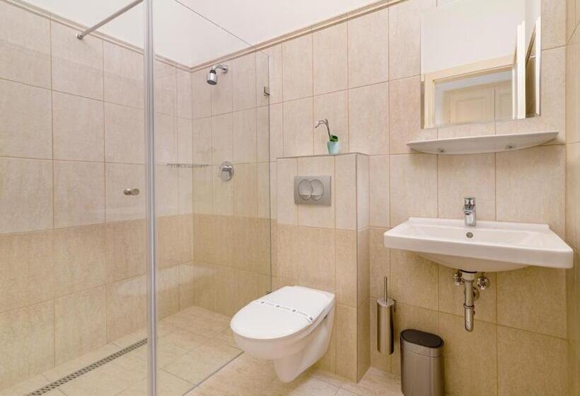 Номер Стандарт, Domus Peregrini Apartmanok