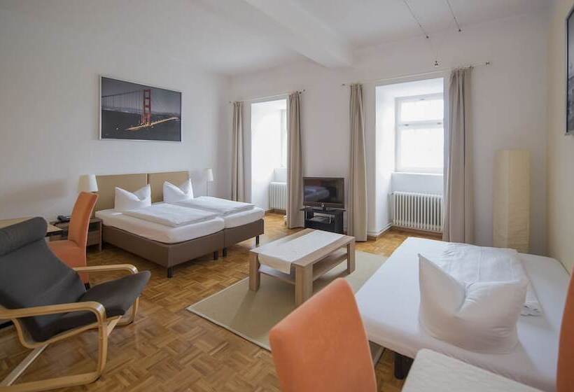Номер Стандарт Трехместный, Apartment Hotel Konstanz