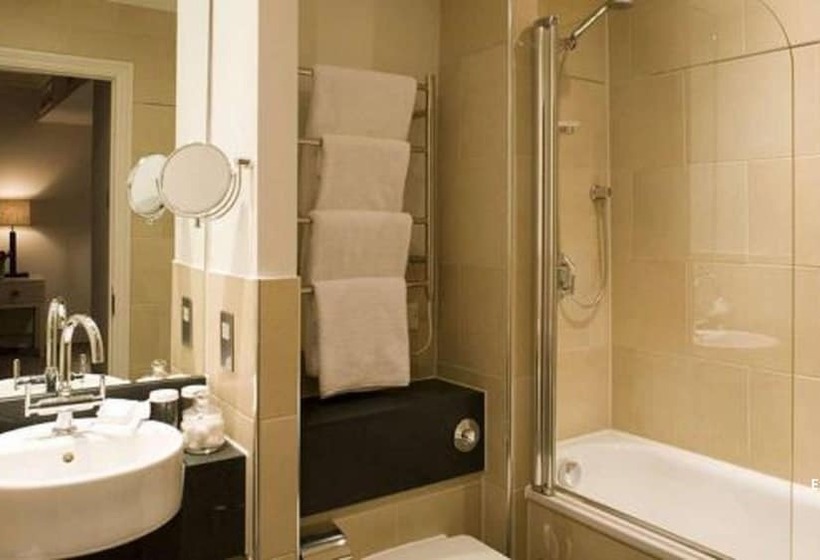 Классический Номер, Nutfield Priory Hotel & Spa