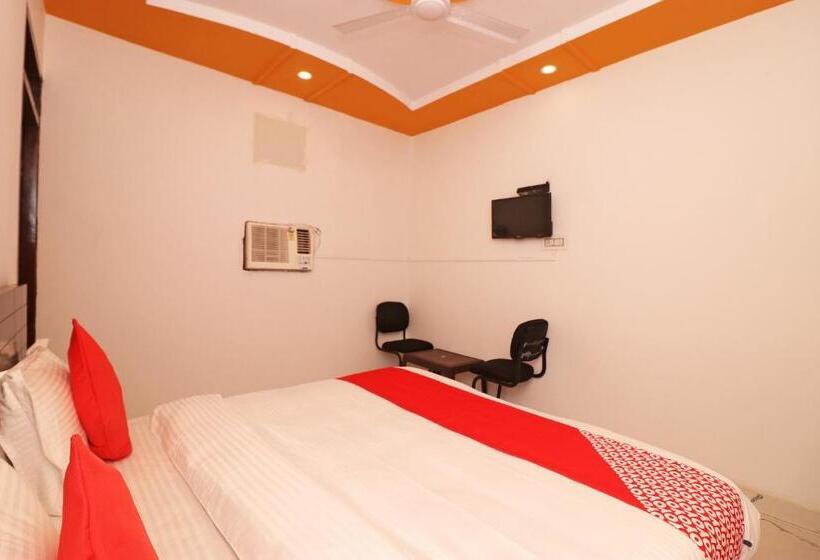 三人经典房间, Oyo 37918  Signature Inn
