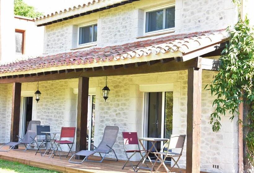 Номер Стандарт Вид на Сад, La Villa Saint André   Argeles Sur Mer