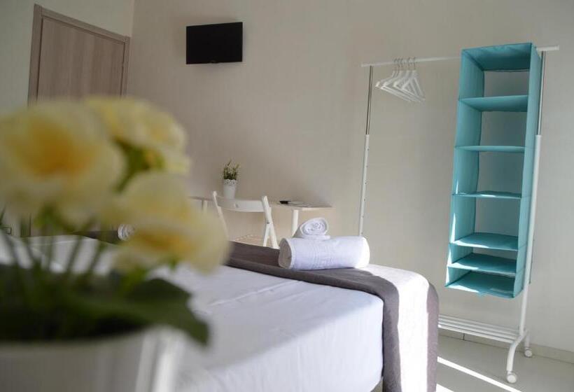 Номер Deluxe с Балконом, B&b La Via Di Casa