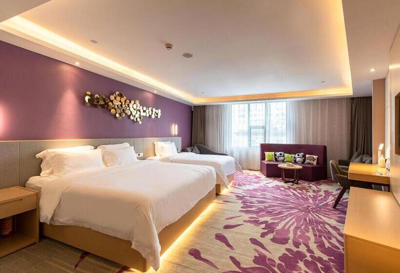 Семейный Номер Deluxe, Lavande Hotels·guangzhou Beijing Road Pedestrian Street Haizhu Square Metro Station