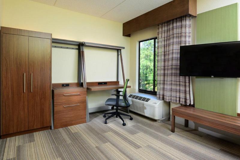 Люкс Адаптированный для Инвалидов, Holiday Inn Express & Suites Raleigh Durham Airport At Rtp, An Ihg