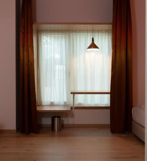 Номер Стандарт Адаптированный для Инвалидов, Best Western Hotel Spinnerei Linz