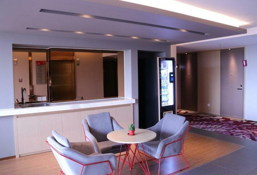 Номер бизнес-класса, Q Hotel Haikou Meilan