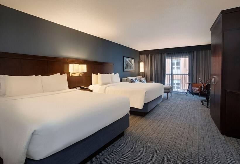 Номер Deluxe с Балконом, Courtyard Worcester