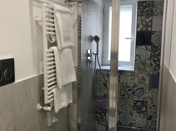 Номер Стандарт, Amalfi