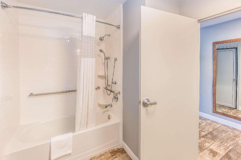 Стандартный Номер Кровать Кинг, Hampton Inn Pensacola Beach