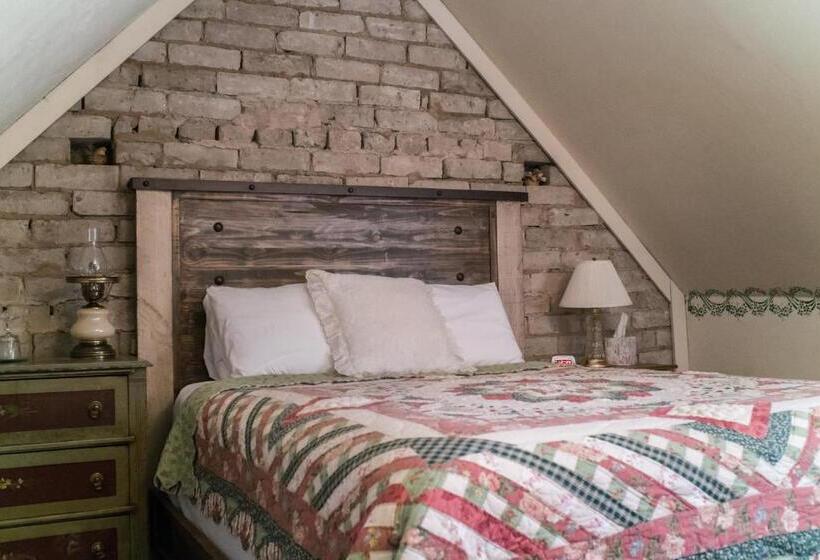 Standard 3 Pers. Værelse, The Mulberry Inn  An Historic Bed And Breakfast