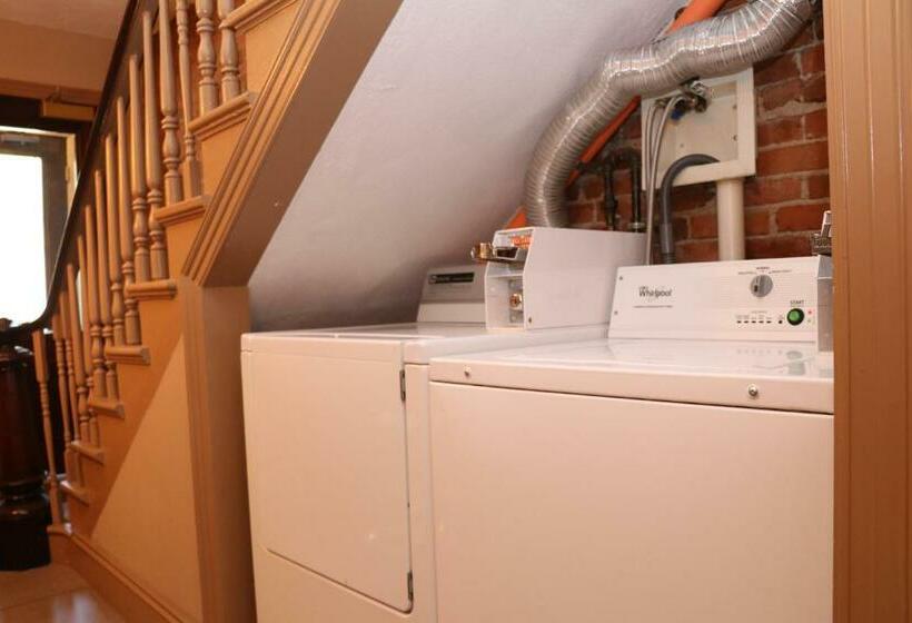 Студия Стандарт, Charming Studio In Boston Brownstone, C.ave#5