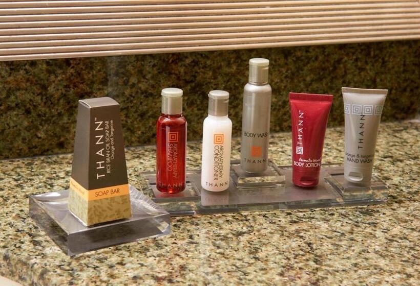 Номер Стандарт 2 Двуспальные Кровати, Milwaukee Marriott West