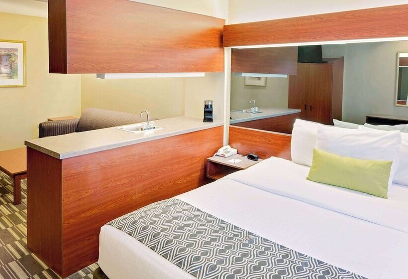 Люкс, Microtel Inn & Suites By Wyndham Daphne