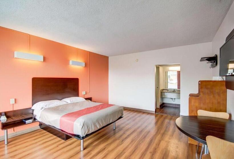 스탠다드 룸 킹사이즈 침대, Motel 6 Somerset, Ky
