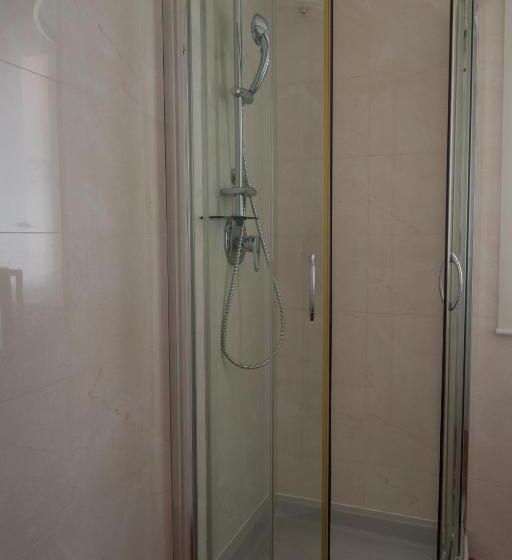Номер Basic, Intra Rooms