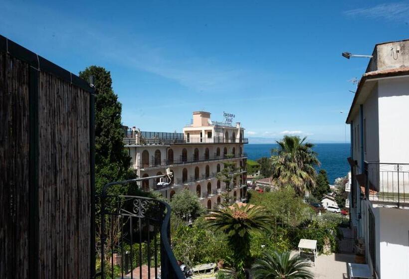 اتاق استاندارد با تراس, Villa Moschella