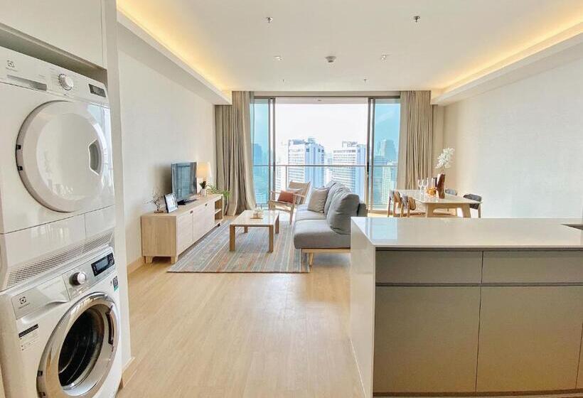 آپارتمان مدیریتی 2 خوابه, Oakwood Suites Bangkok