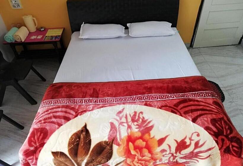 Семейный Номер, Mango Guest House