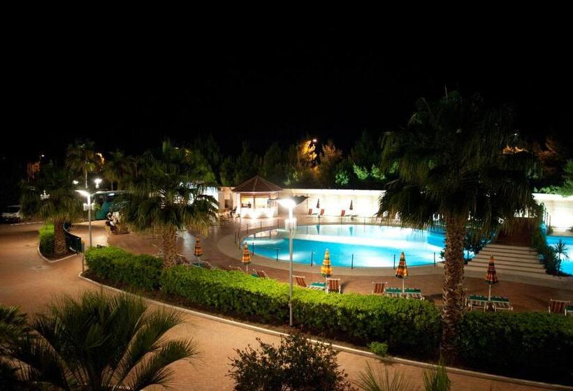 Апартаменты 1 Спальня с Балконом, Oasiclub Hotel   Appartamenti
