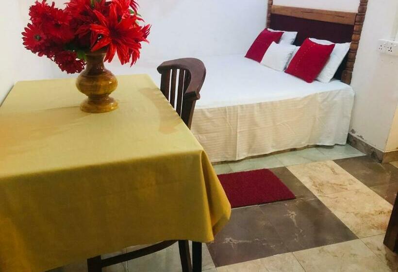 Семейный Номер Deluxe, Dambulla Tourist Resort