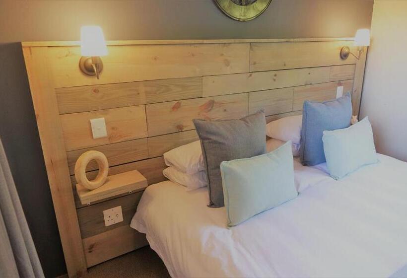 Номер Стандарт, Notting Hill Lodge