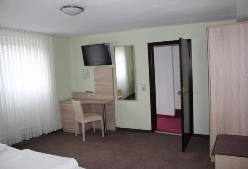 Номер Стандарт, Rheinhotel Zur Krone