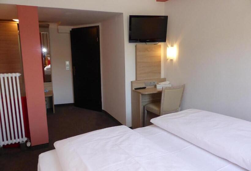 Номер Стандарт Трехместный, Rheinhotel Zur Krone
