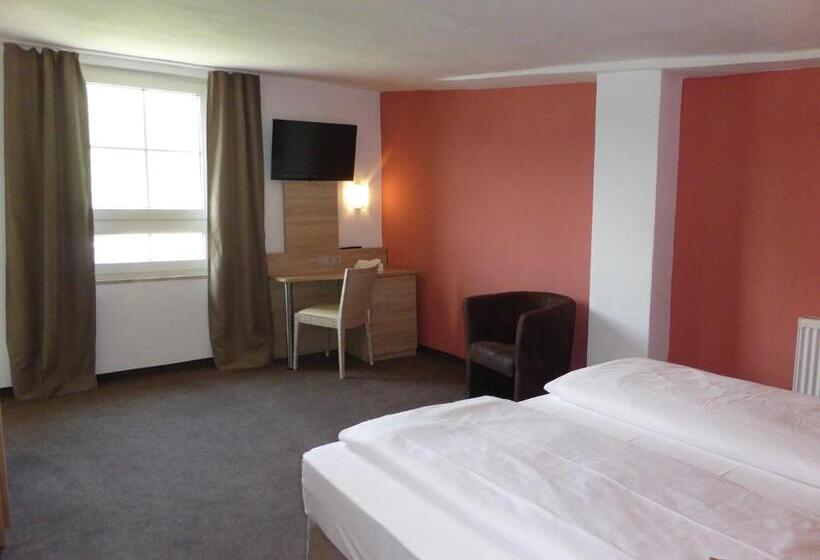 Номер Стандарт Вид на Реку, Rheinhotel Zur Krone