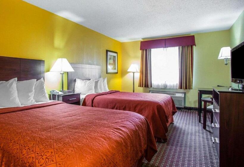 Номер Стандарт 2 Двуспальные Кровати, Quality Inn Central Wisconsin Airport