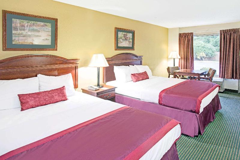 Номер Стандарт, Ramada By Wyndham Walterboro