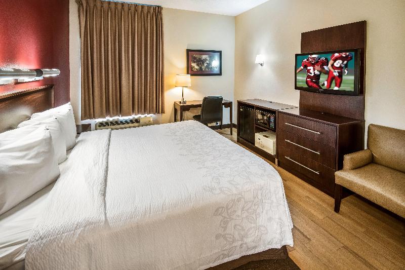 Номер Премиум, Red Roof Plus Long Island   Garden City