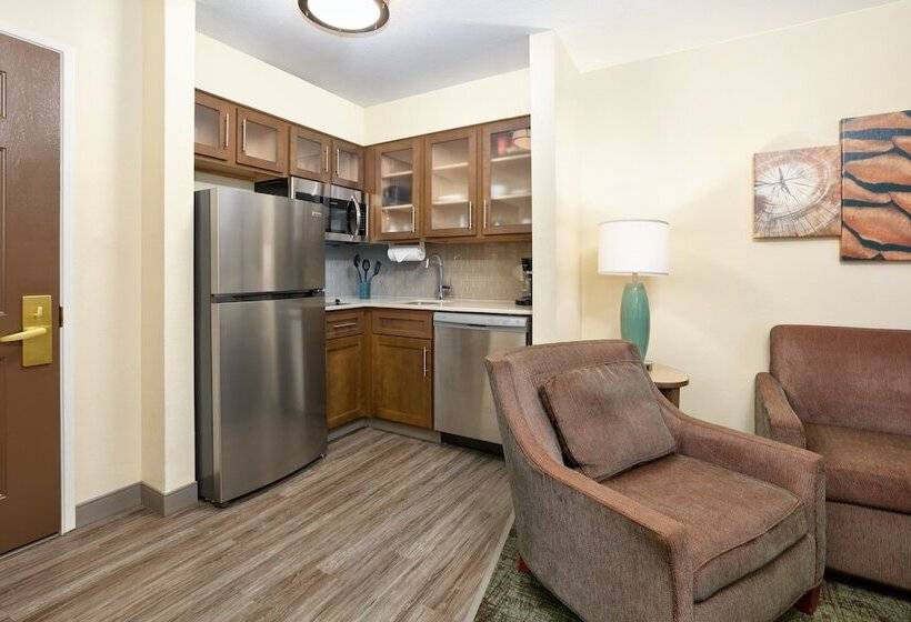 Люкс 2 Спальни, Staybridge Suites Corning, An Ihg