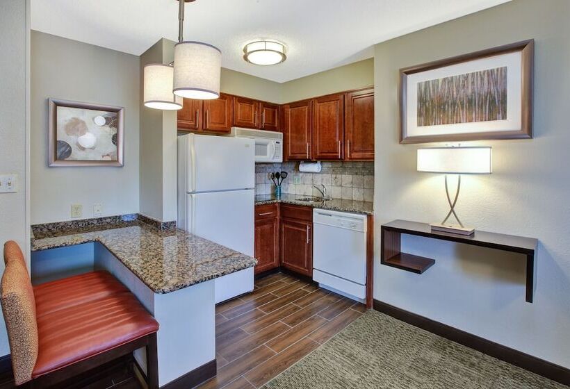 سوییت, Staybridge Suites Louisville   East, An Ihg