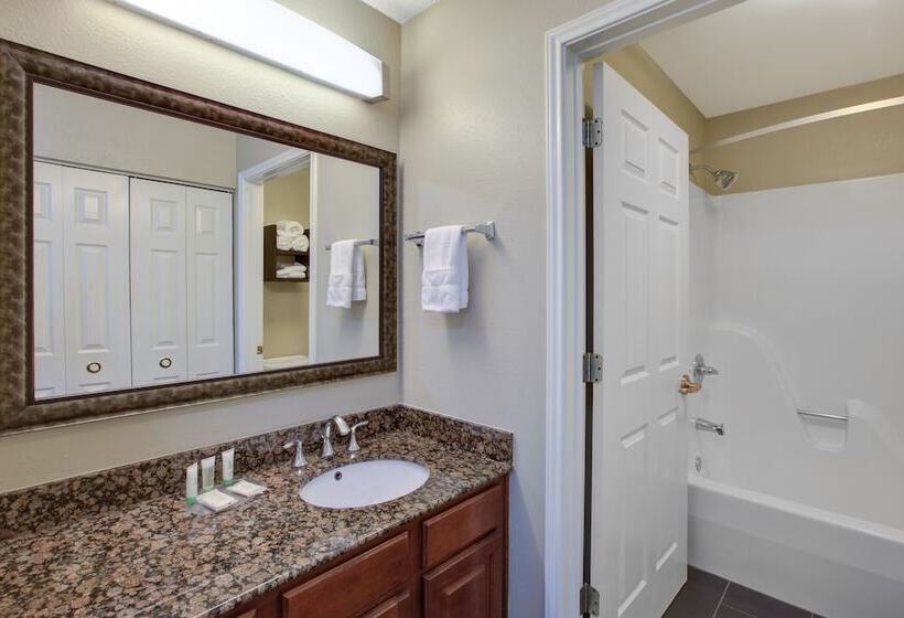 سوئیت 2 خوابه, Staybridge Suites Louisville   East, An Ihg