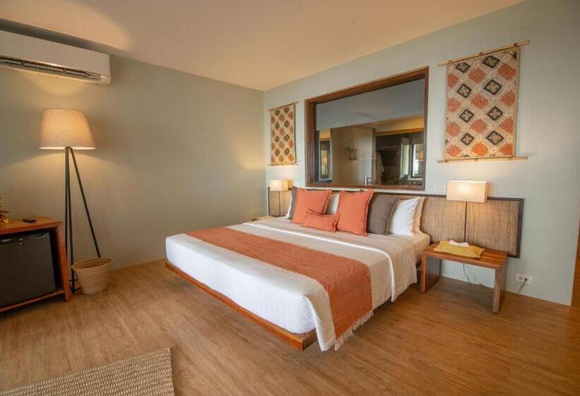 اتاق لوکس با تخت بزرگ, Amun Ini Beach Resort & Spa