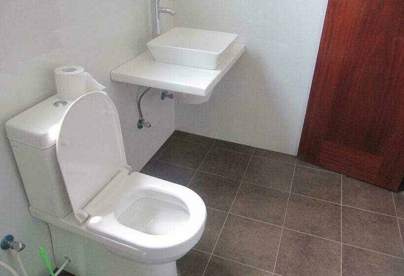 디럭스 룸, Angel Inn Guest House