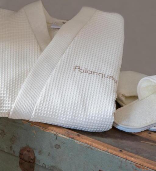 Люкс Deluxe Кровать Кинг, Chateau Du Palanquey & Spa
