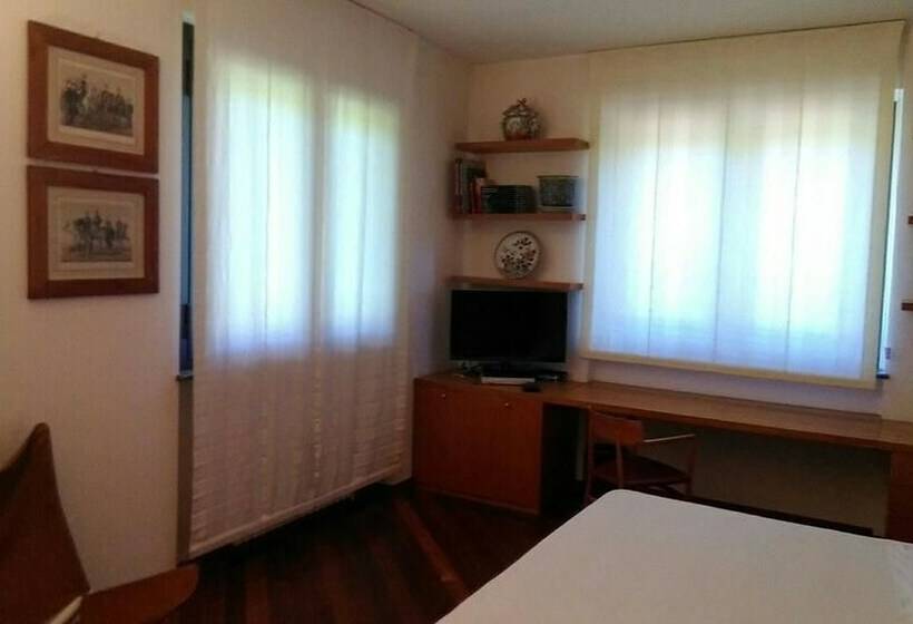 Номер Стандарт Вид на Бассейн, Villa Le Noci